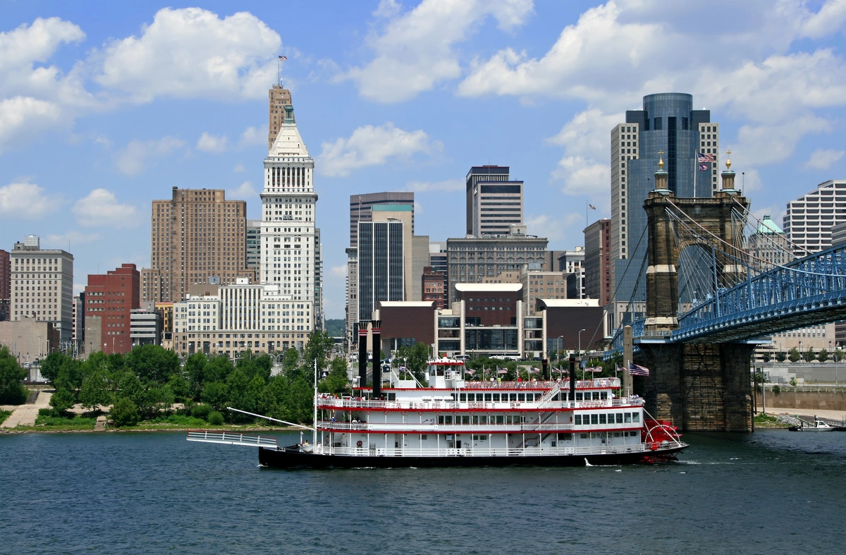 view of city and steamboat in Cincinnati